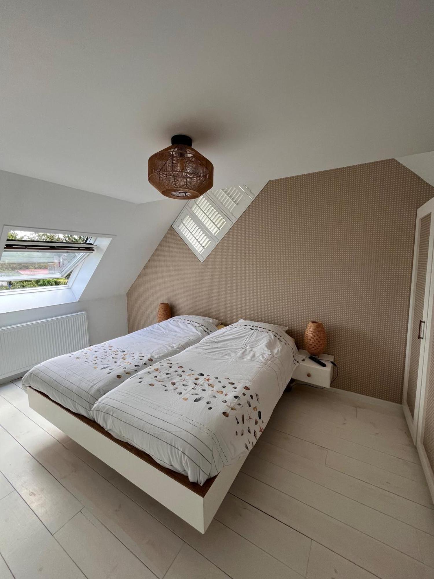 Cosy Vacation Home With Large Fenced Garden Bruinisse Ngoại thất bức ảnh